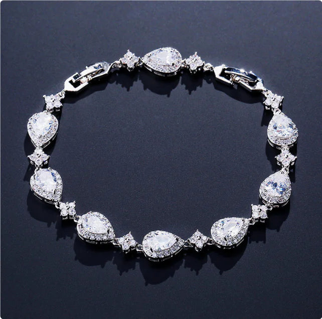 Women's Classic Teardrop Geometric Bracelet