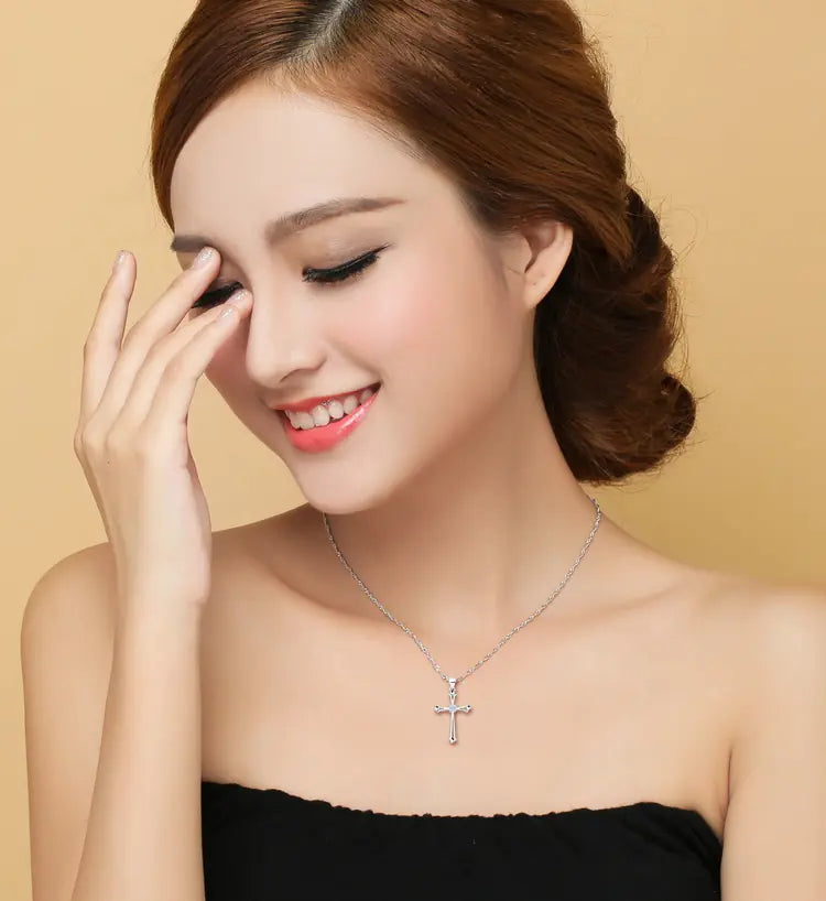 Fashionable Women's Necklace with Bold Cross Pendant