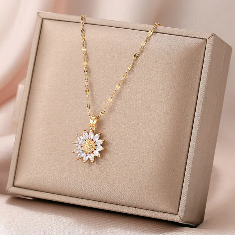 Retro Sunflower Titanium Steel Women's Necklace Design