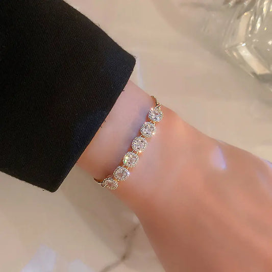 Adjustable Women's Bracelet - Minimalist 2022 Design